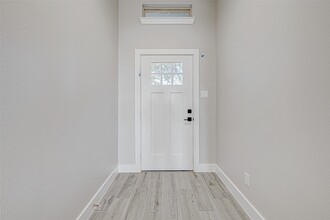 Building Photo - 3639 Needville Ave