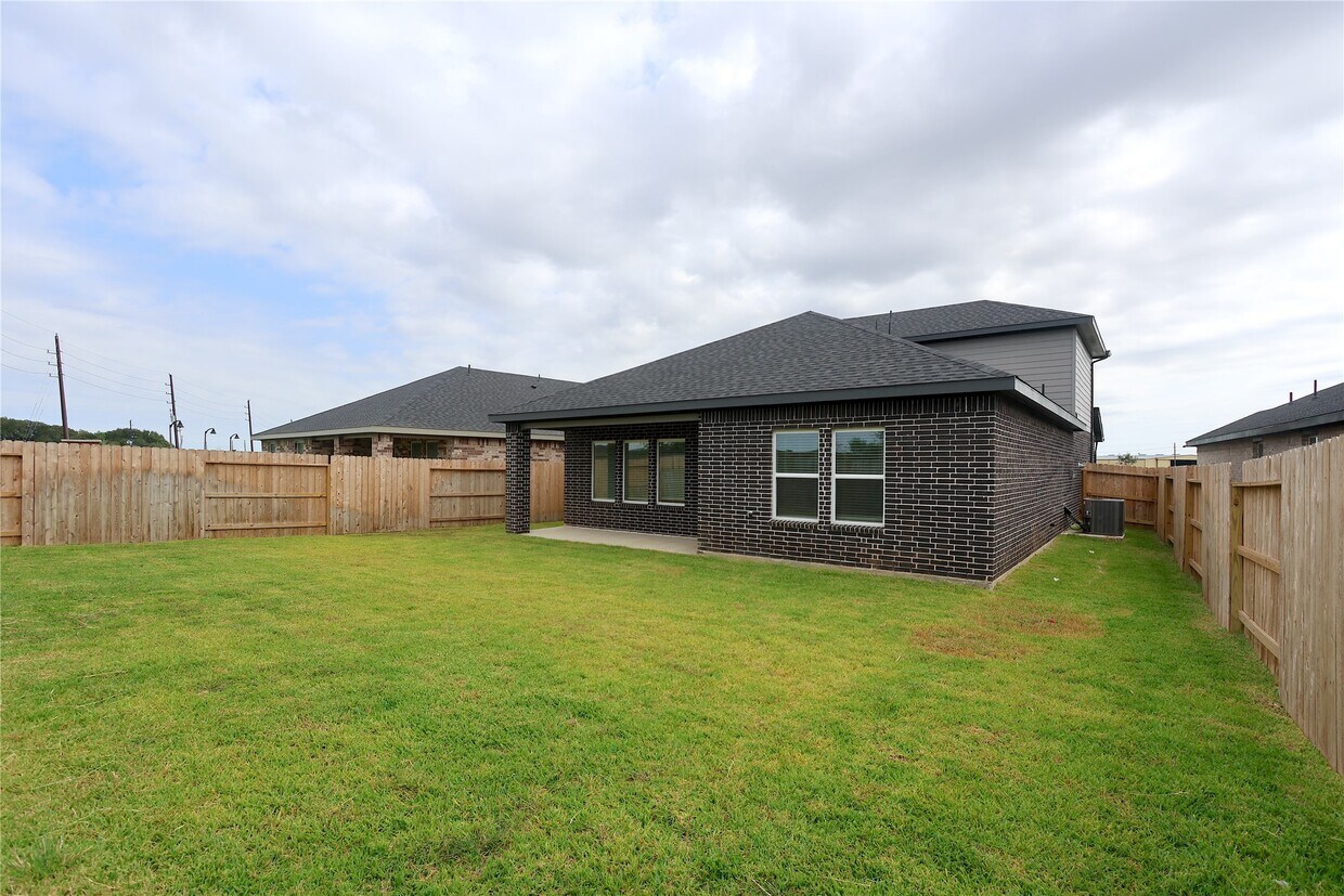 Building Photo - 1606 Cedar Pointe Ct