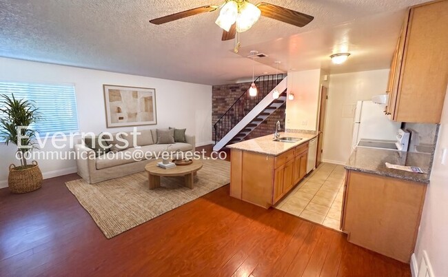Building Photo - 34749 Alvarado-Niles Rd