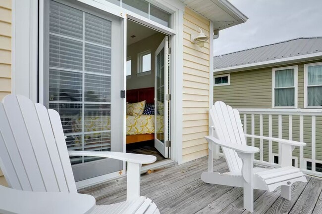 Building Photo - FURNISHED "WORK FROM HOME" RENTAL, QUIET N...