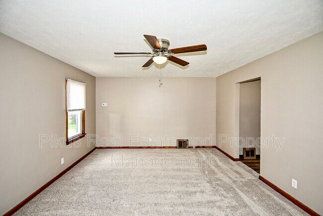 Building Photo - 1383 Leonora Ave