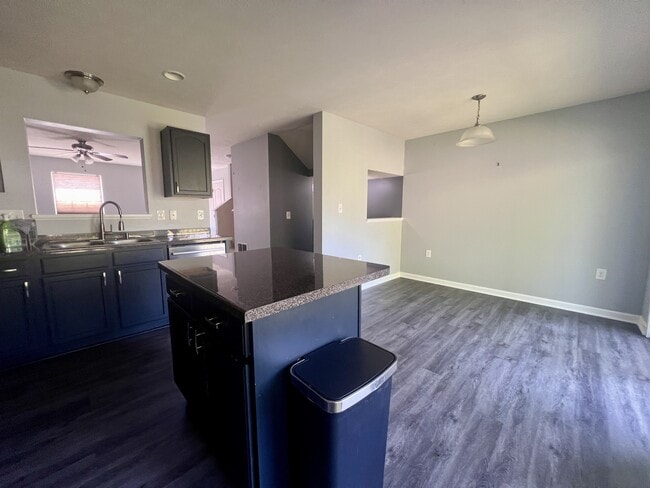 Building Photo - 328 Falcon Run