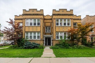 Building Photo - 4103 W Nelson St