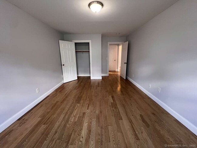 Building Photo - 793 Pond St