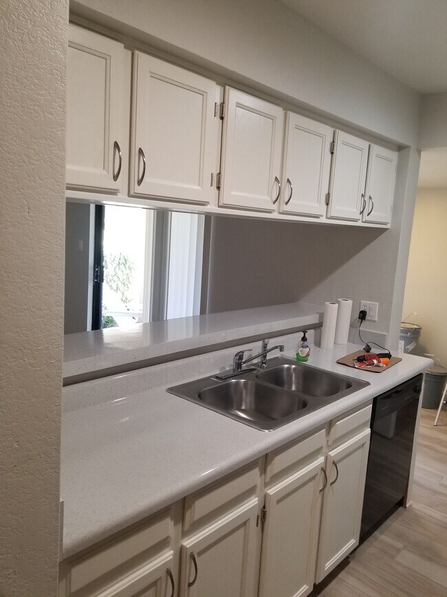 Kitchen - 9345 N. 92 St. #117