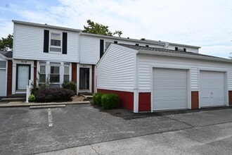 Building Photo - 917 Annagladys Dr