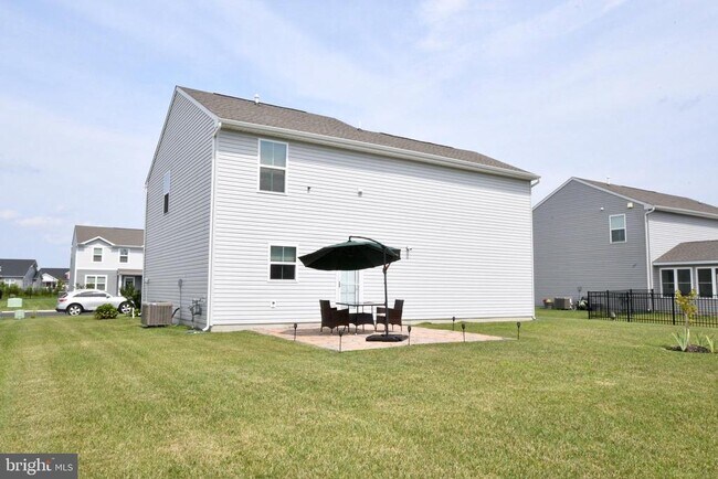Building Photo - 25189 SALTWATER Cir