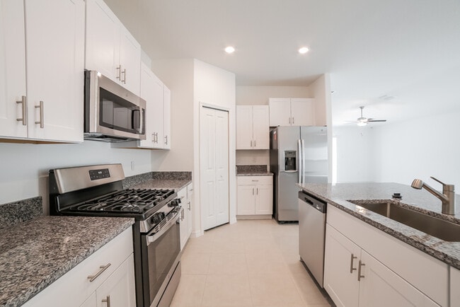 Foto del edificio - 4215 84th Ct E
