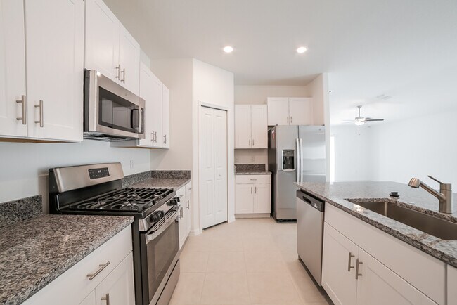 Building Photo - 8531 41st Ave E