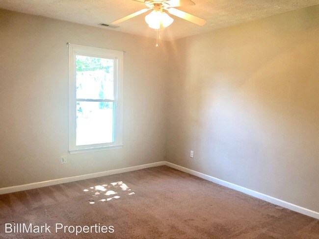 Building Photo - 3 br, 2 bath House - 2932 Chillingworth Drive
