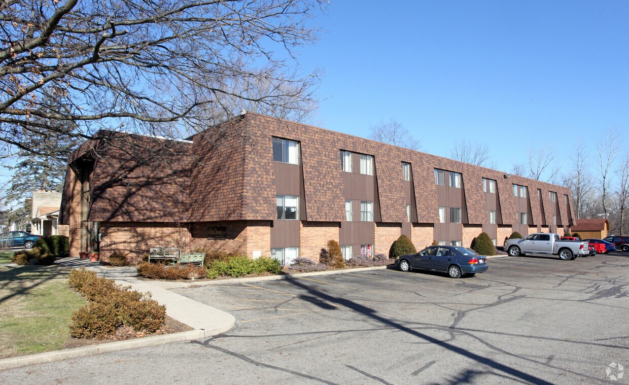 Primary Photo - 80 Shull Ave