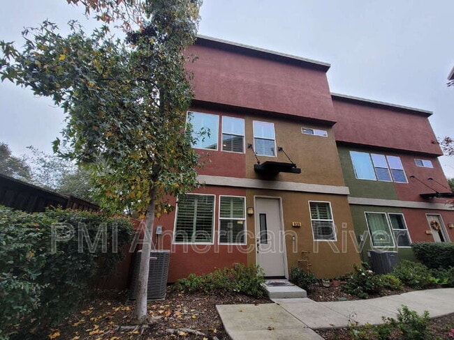 Foto del edificio - 828 Cadmium Ct