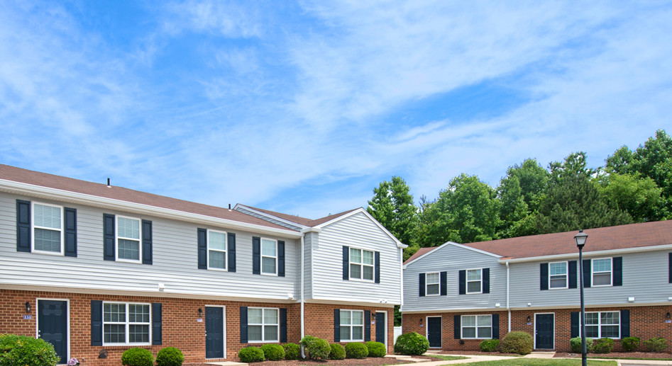 Primary Photo - College Square at Harbour View Townhomes