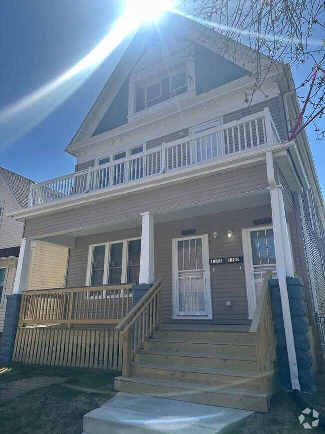Building Photo - 1123 N 24th St