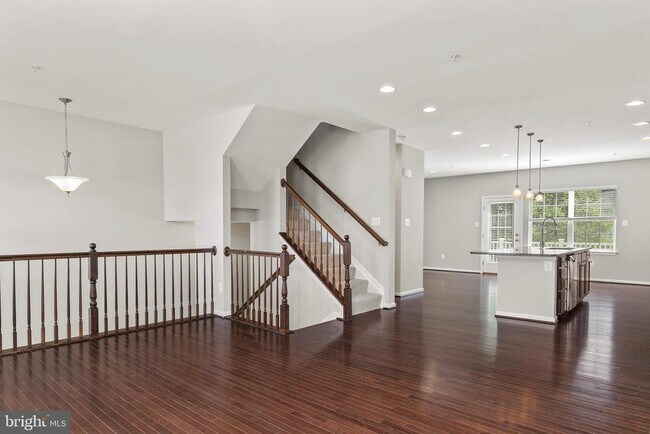 Foto del edificio - 7814 River Rock Way