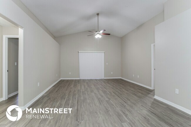 Foto del edificio - 1714 Putney Cir
