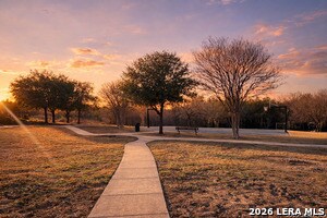 Foto del edificio - 10354 Oakwood Crest