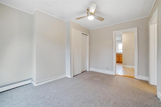 Building Photo - 155 Sussex St