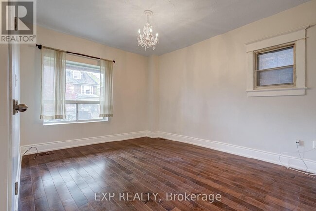 Building Photo - 303 Grace St