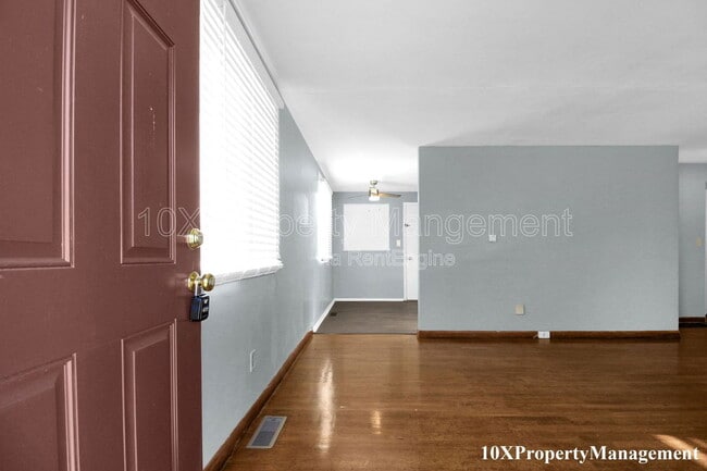 Foto del edificio - 2459 Hiawatha St