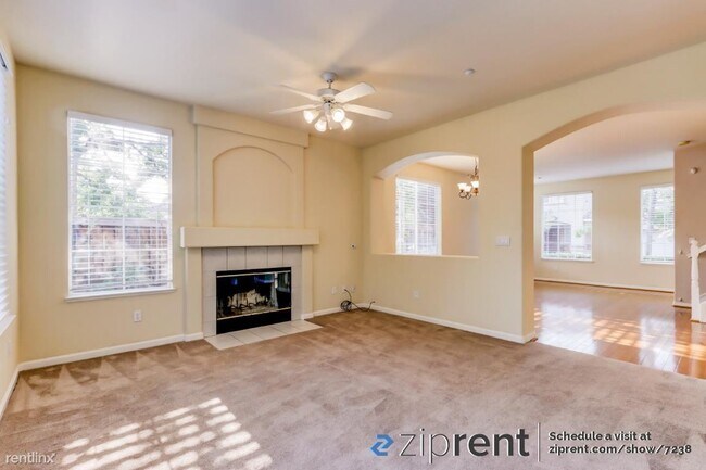 Foto del edificio - 3 br, 2.5 bath House - 2092 Rapallo Common...