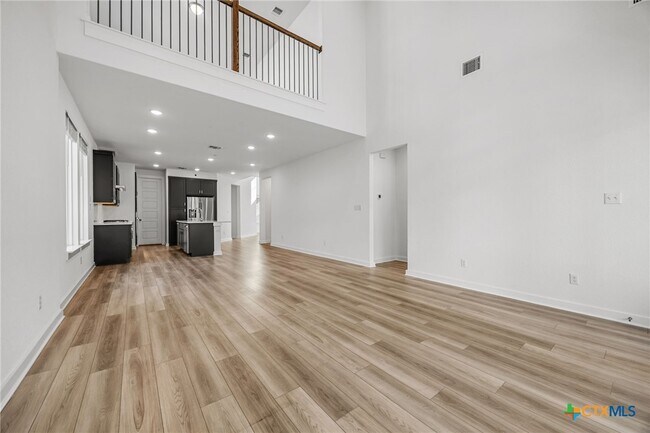 Foto del edificio - 2145 Stampede Dr