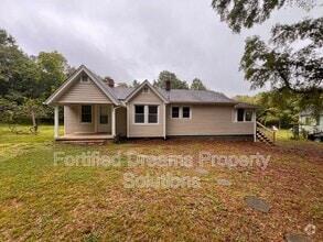 Building Photo - 3007 Gilbert St