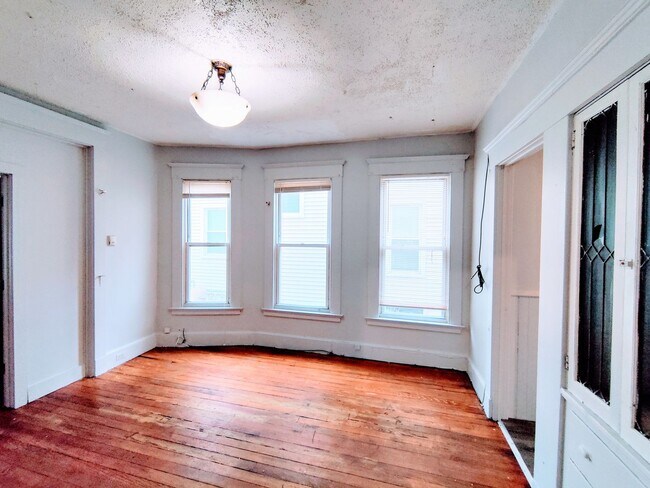 Foto del edificio - 1644 Chapel St