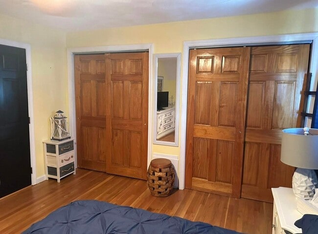 Photo - 52 County St House