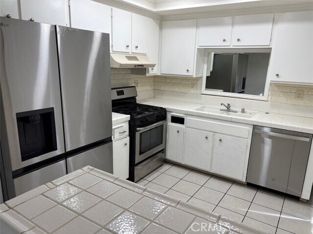 Foto del edificio - 17140 Bluewater Ln