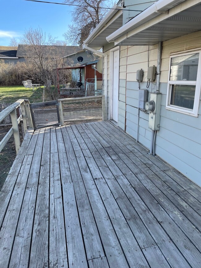 Building Photo - 232 1st Ave SE