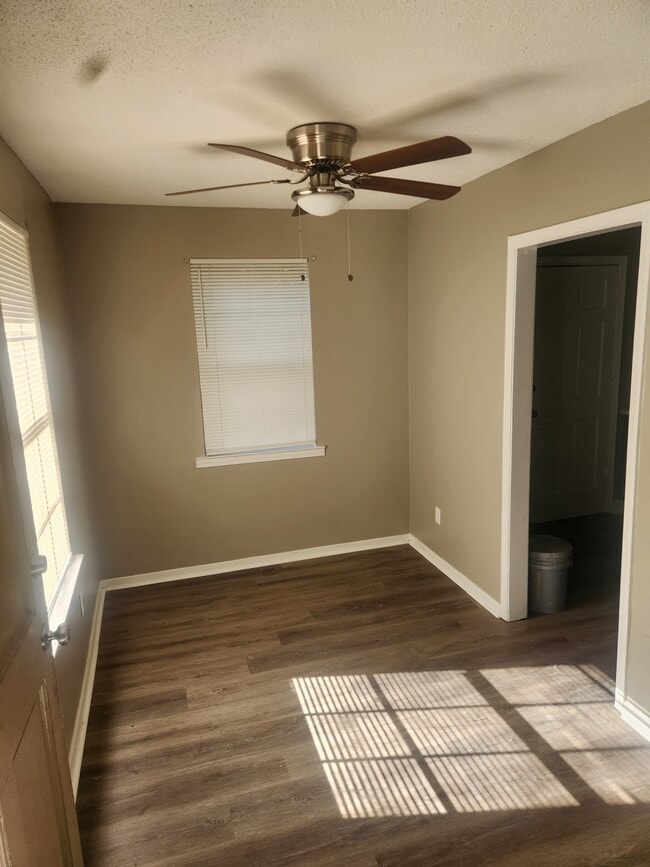 Photo - 3307 Amselle Cir House