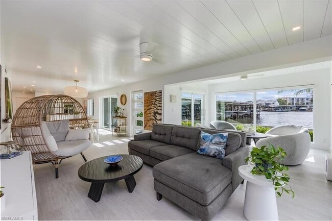 Foto del edificio - 1100 8th Ave S