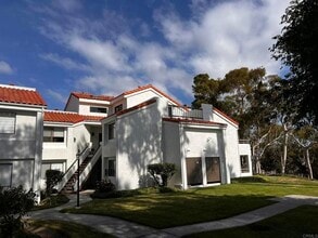 Building Photo - 1978 Swallow Ln