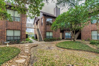 Building Photo - 3130 Walnut Bend Ln