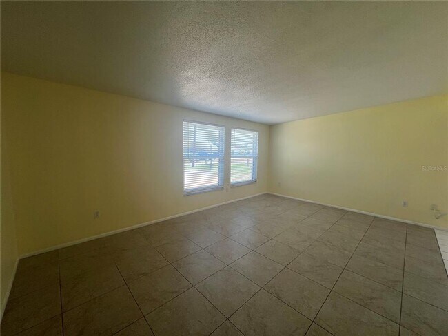 Building Photo - 167 Easton Dr NW