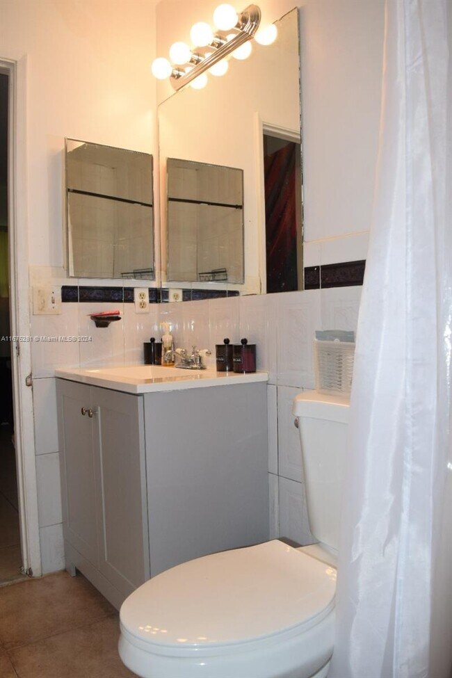 Foto del edificio - 4200 NW 3rd Ct