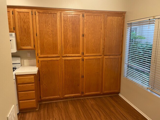 Foto del edificio - Dual Master Suite Townhome in Rancho Santa...