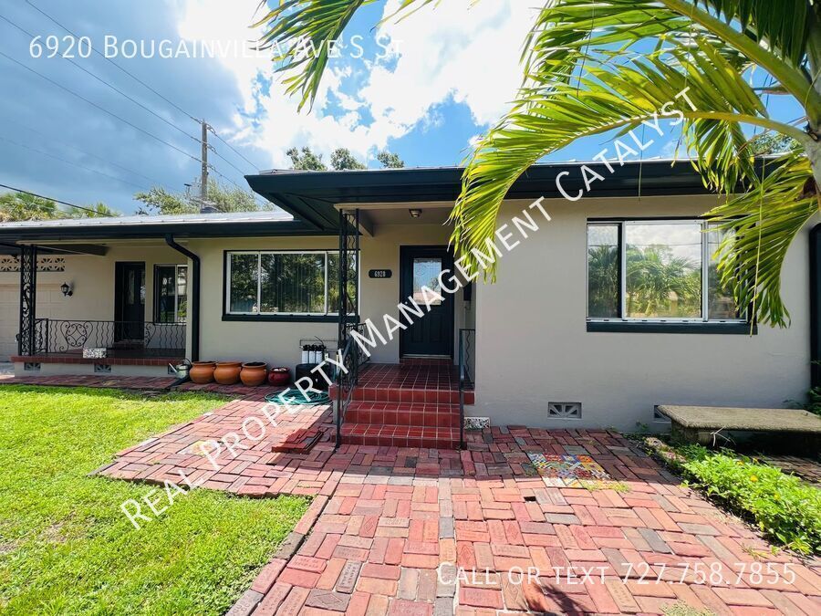Foto principal - 6920 Bougainvilla Ave S
