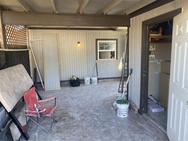 Foto del edificio - 2/1 Townhouse with covered parking