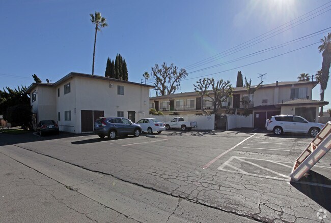 Building Photo - 13221 Nelson St