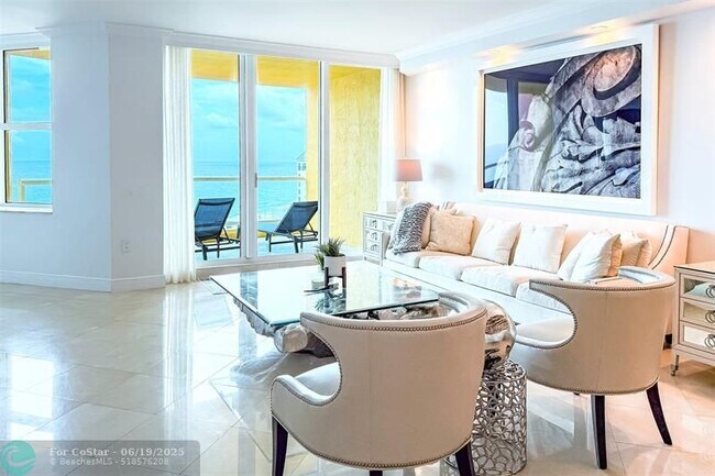Foto del edificio - 2110 N Ocean Blvd
