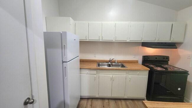 Foto del edificio - 250 Ridgewood Ave