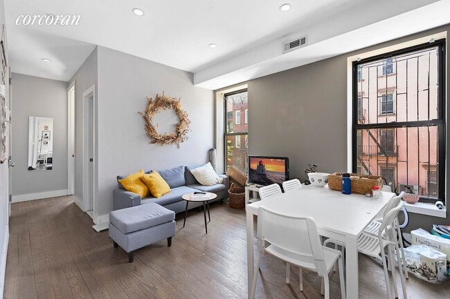 Building Photo - 65 S 8th St