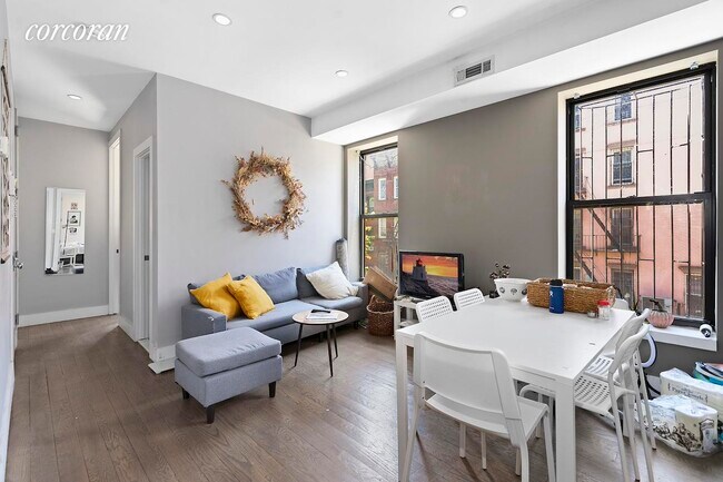 Foto del edificio - 65 S 8th St