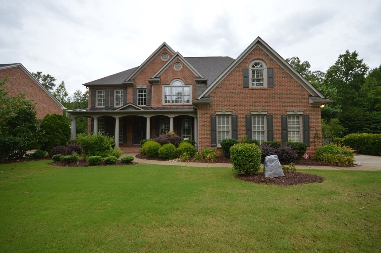 Primary Photo - 112 Roseberry Way, Holly Springs, NC - Bev...