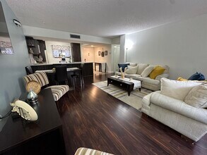 Building Photo - 5220 Las Verdes Cir Building Photo - 5220 Las Verdes Cir