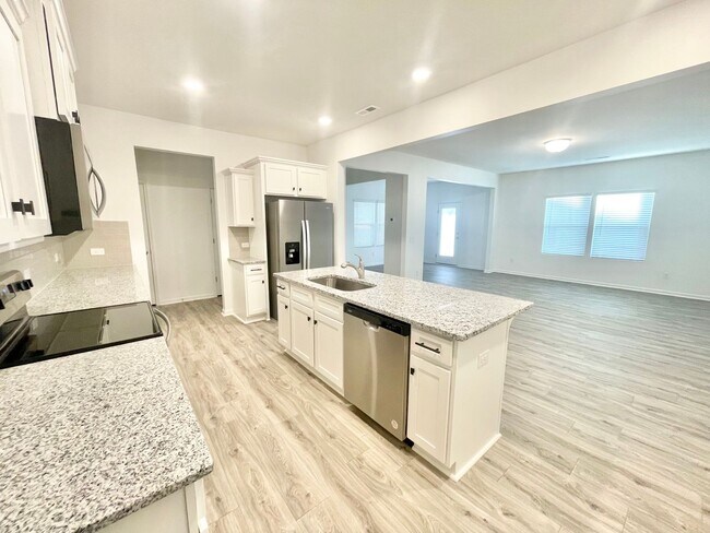Building Photo - March Madness move in special!  3 br 2.5 b...