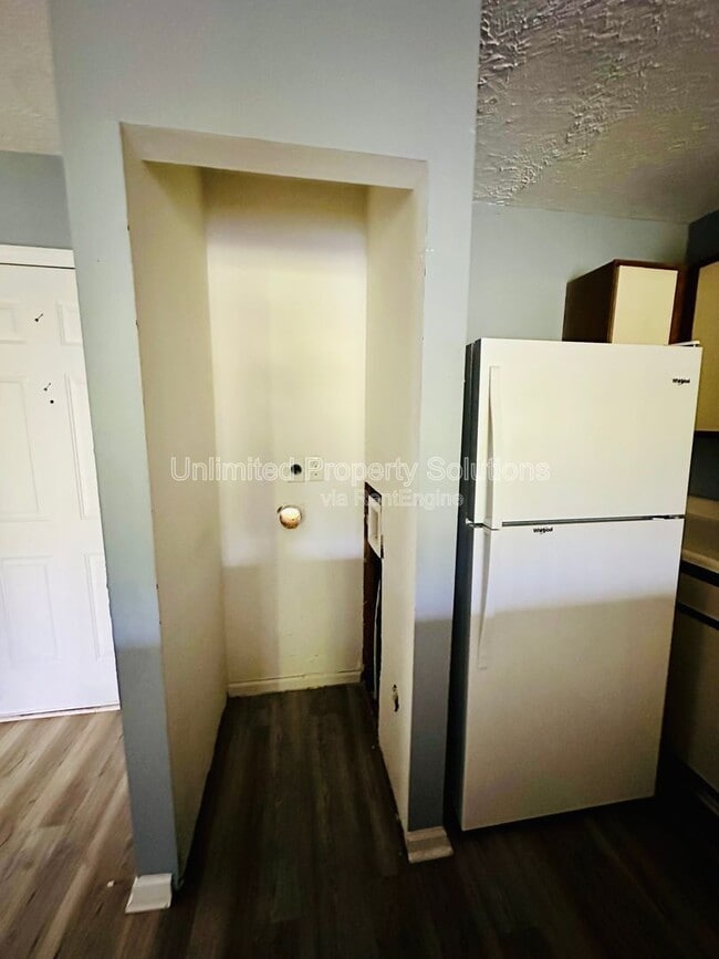 Photo - 205 Sunn Aire Ct Apartment