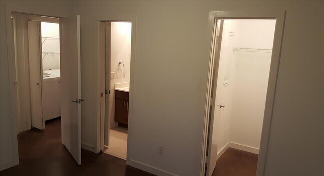 Foto del edificio - 2425 Wentworth St